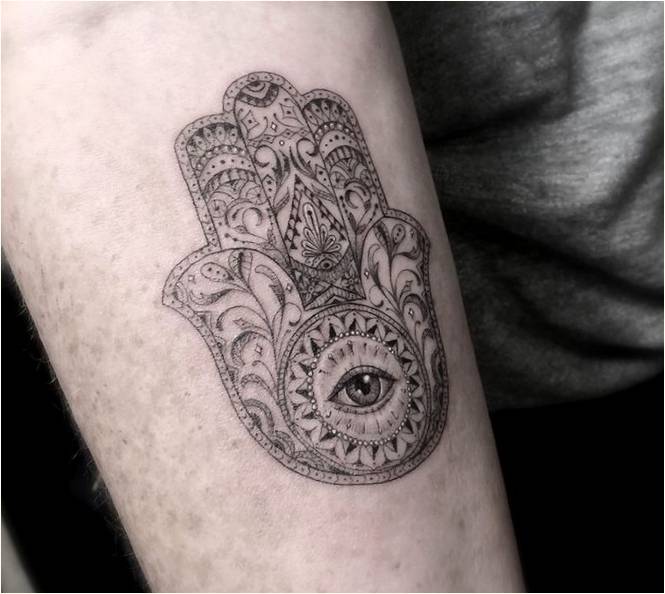 Indijska tema u tetovaži dr. Vu