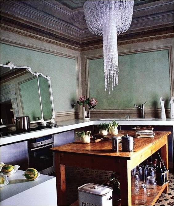 Neobičan dizajn lustera u kuhinji